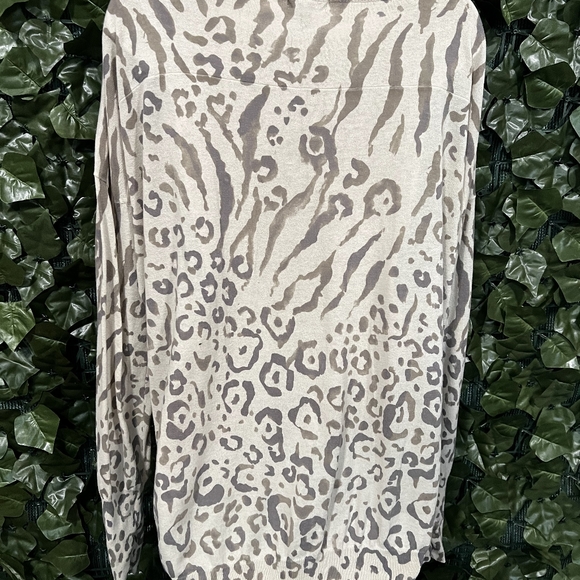 Long Sleeve Shirt - Picture 3 of 3